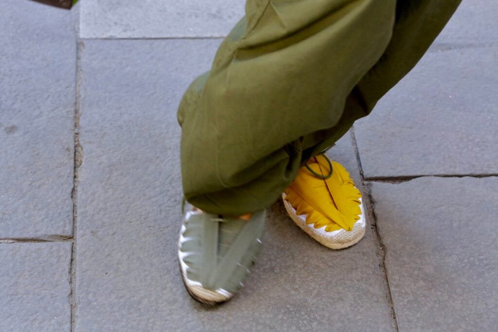 Alpargata tradicional unisex | Elástico La Manual Alpargatera | color kaki