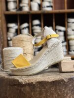 Alpargata plataforma Putxet, Color Mostaza. Una altura elegante y sobretodo muy cómoda, varios colores a elegir. Fabricada artesanalmente en Barcelona por La Manual Alpargatera