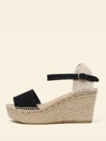 Alpargata plataforma para mujer Putxet, Color Negro. Una altura elegante y sobretodo muy cómoda, fabricada artesanalmente en Barcelona por La Manual Alpargatera