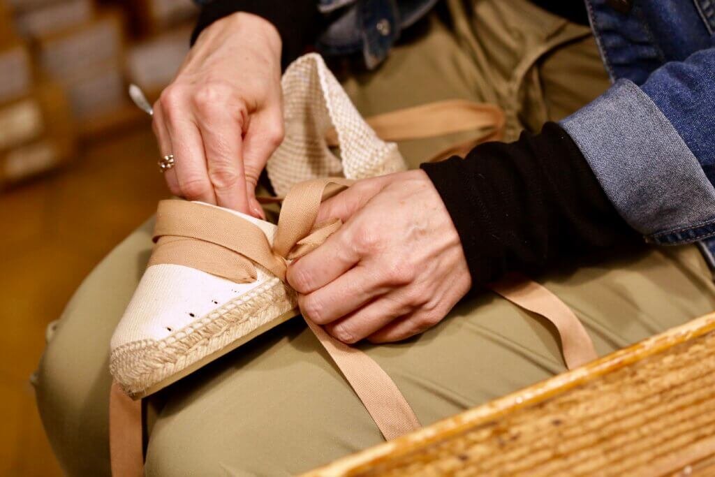 Taller de alpargatas | Experiencias | La Manual Alpargatera